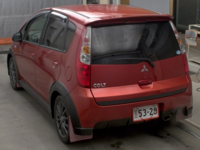 MITSUBISHI COLT