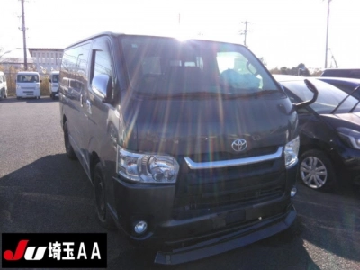 TOYOTA REGIUS VAN