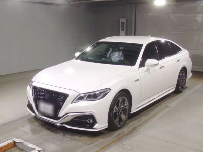 TOYOTA CROWN HYBRID