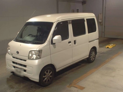 TOYOTA PIXIS VAN