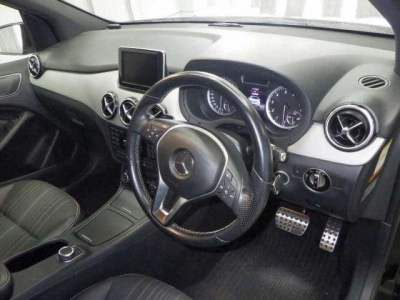 MERCEDES BENZ B CLASS