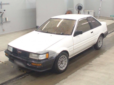 TOYOTA COROLLA LEVIN