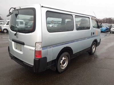 NISSAN CARAVAN