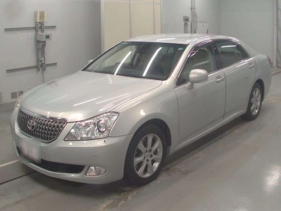 TOYOTA CROWN MAJESTA