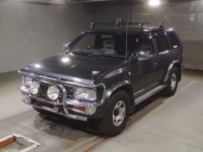 NISSAN TERRANO