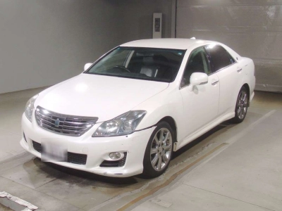 TOYOTA CROWN HYBRID