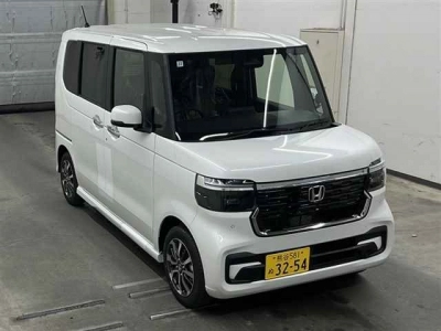 HONDA N BOX CUSTOM