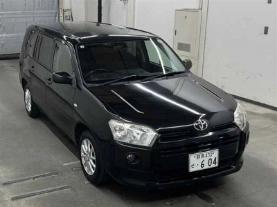 TOYOTA SUCCEED VAN