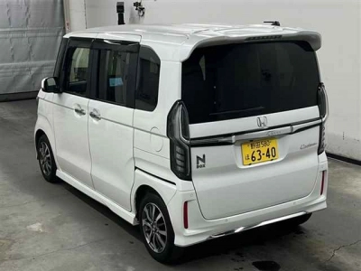 HONDA N BOX CUSTOM
