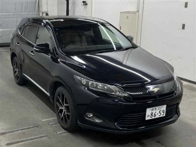 TOYOTA HARRIER