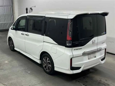 HONDA STEPWGN SPADA
