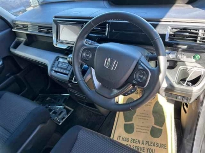 HONDA STEPWGN SPADA