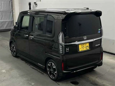 HONDA N BOX CUSTOM