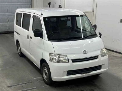 TOYOTA TOWN ACE VAN