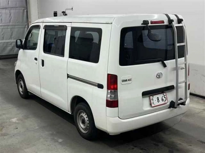 TOYOTA TOWN ACE VAN