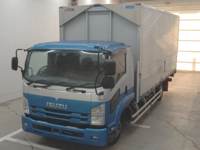 ISUZU FORWARD