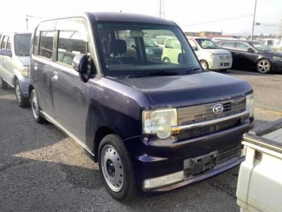 DAIHATSU MOVE CONTE