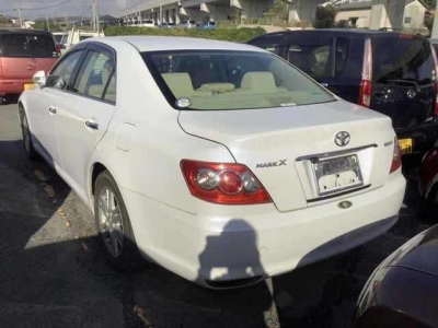 TOYOTA MARK X