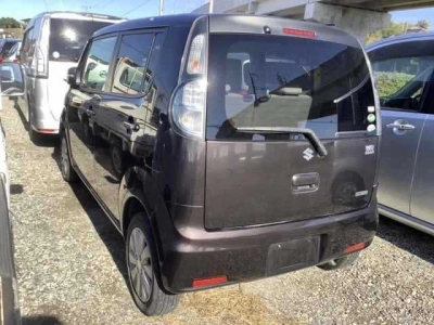 SUZUKI MRWAGON