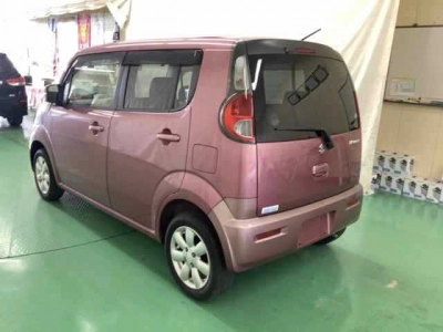 SUZUKI MRWAGON