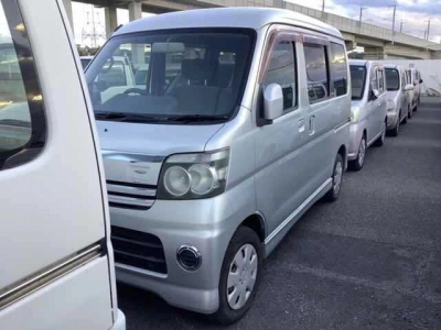 DAIHATSU ATRAI WAGON