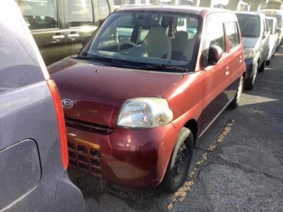 DAIHATSU ESSE
