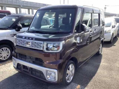 DAIHATSU WAKE