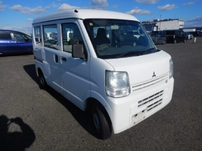 MITSUBISHI MINICAB