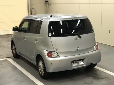 TOYOTA BB