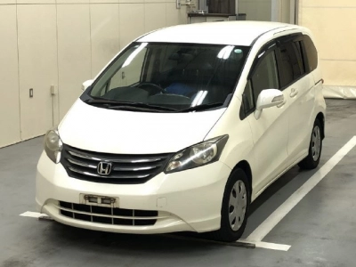 HONDA FREED