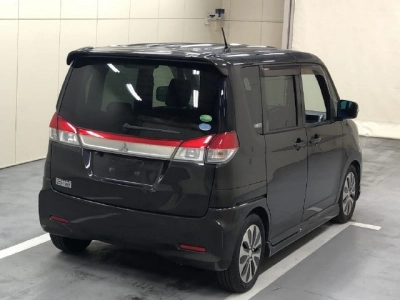 MITSUBISHI DELICA D:2