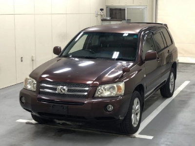 TOYOTA KLUGER HYBRID