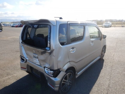 SUZUKI WAGON R STINGRAY
