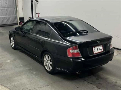 SUBARU LEGACY B4