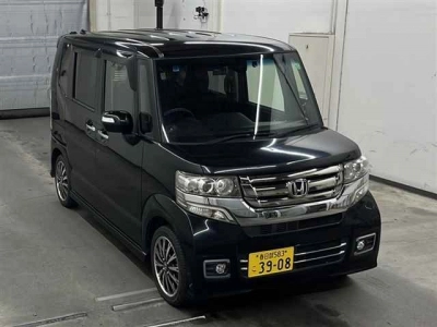 HONDA N BOX CUSTOM