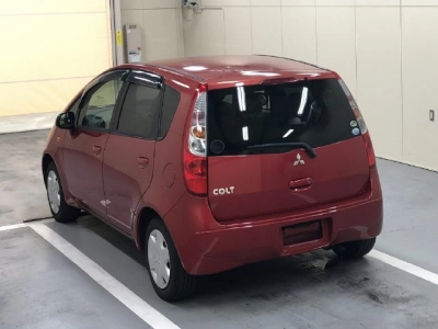 MITSUBISHI COLT