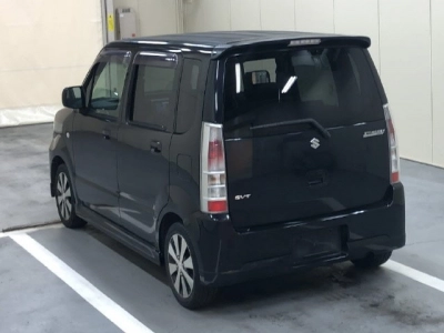 SUZUKI WAGON R STINGRAY