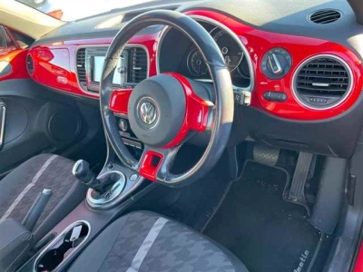 VOLKSWAGEN THE BEETLE