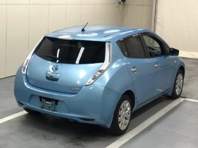 NISSAN LEAF