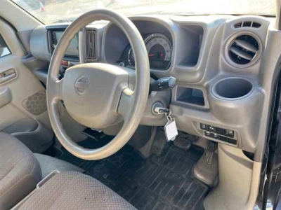 NISSAN NV100 CLIPPER