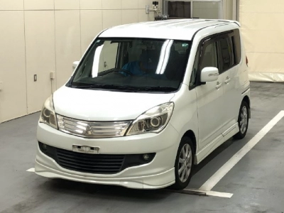 MITSUBISHI DELICA D:2