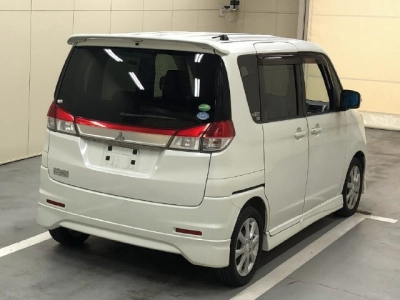 MITSUBISHI DELICA D:2