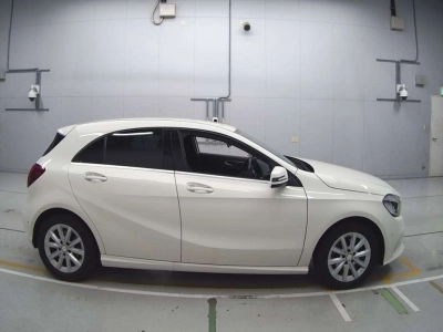 MERCEDES BENZ A CLASS