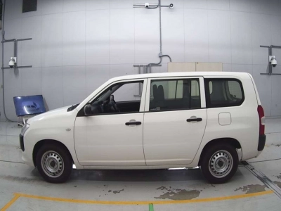 TOYOTA SUCCEED WAGON