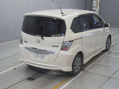 HONDA FREED HYBRID