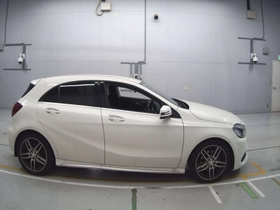 MERCEDES BENZ A CLASS