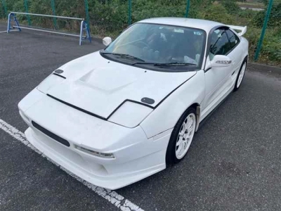 TOYOTA MR2