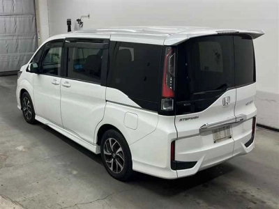 HONDA STEPWGN SPADA