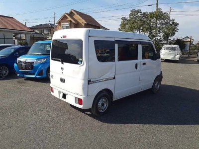 NISSAN NV100 CLIPPER