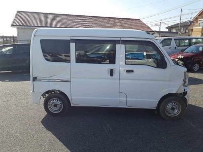 NISSAN NV100 CLIPPER